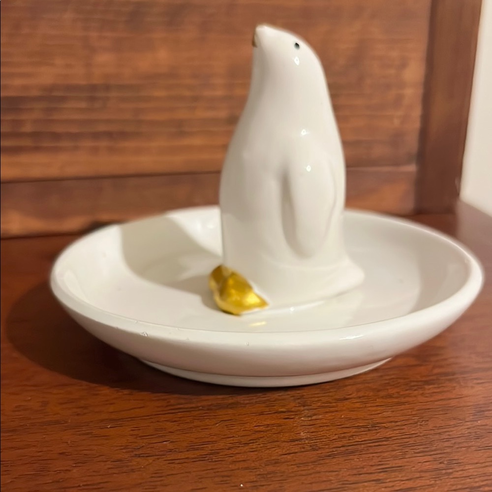 White Ceramic Classic Penguin Jewelry Dish